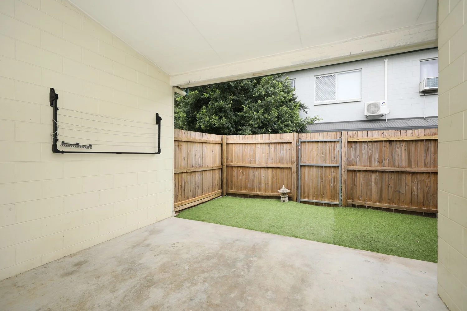 Additional image 7 of 6/18 Robert Road, Bentley Park QLD 4869