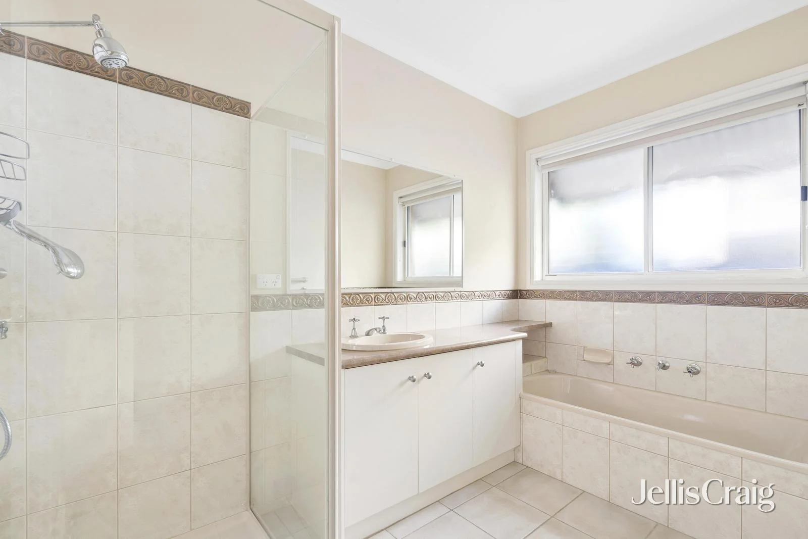26 Pineview Court, Lara VIC — StMate