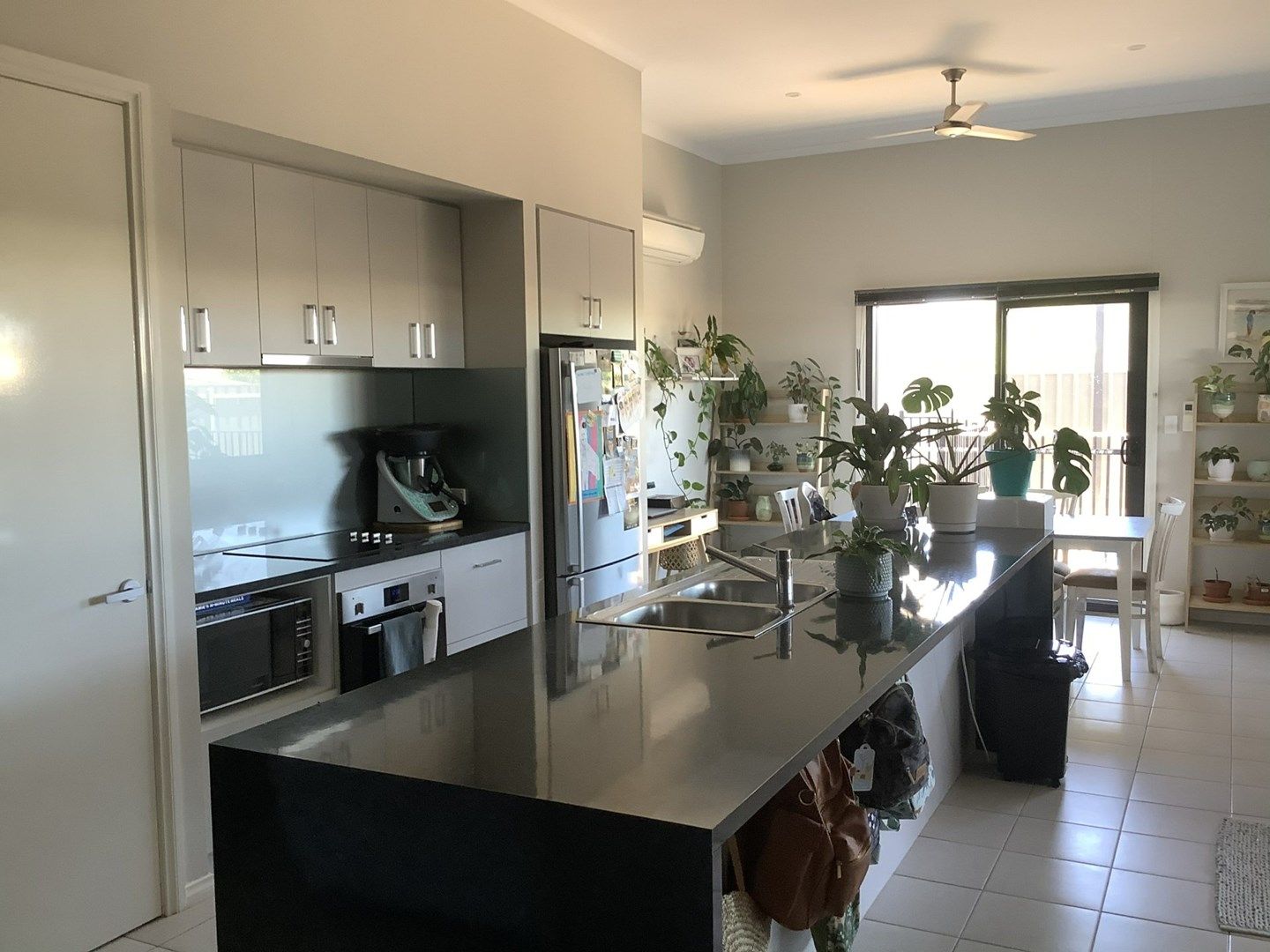 6 bedrooms House in 21 Echidna Road BAYNTON WA, 6714