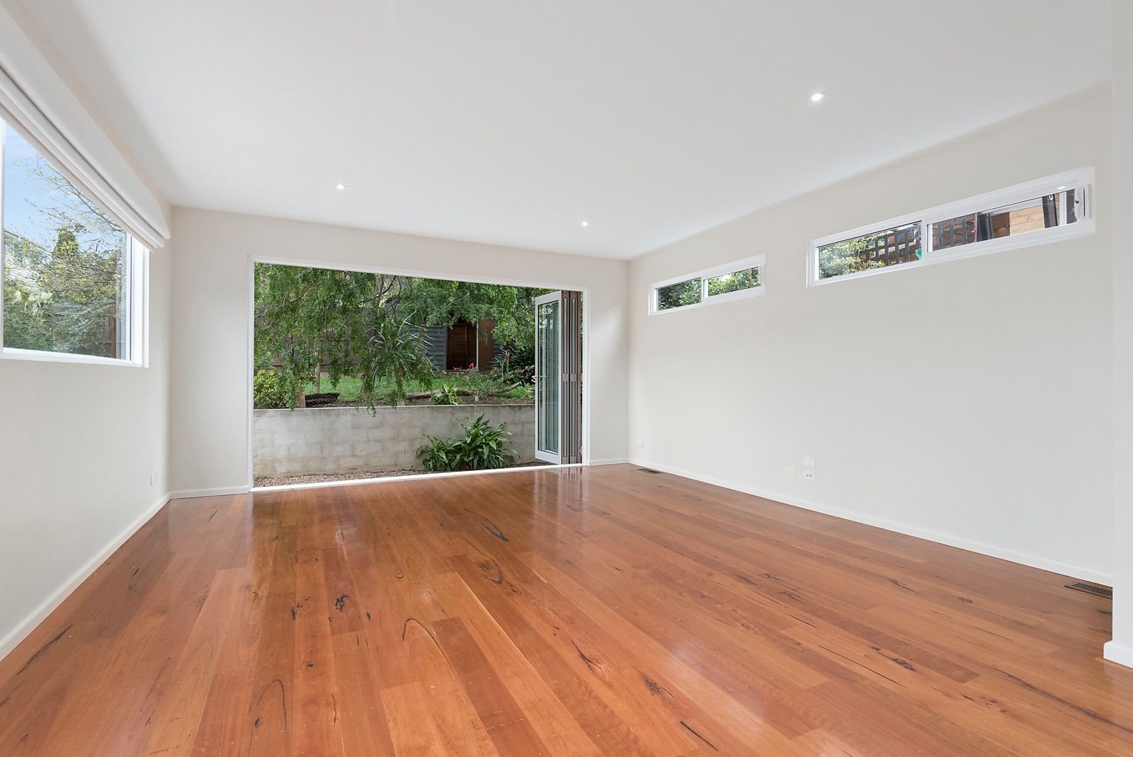 12 Kathleen Street, Rosanna VIC 3084, Image 2