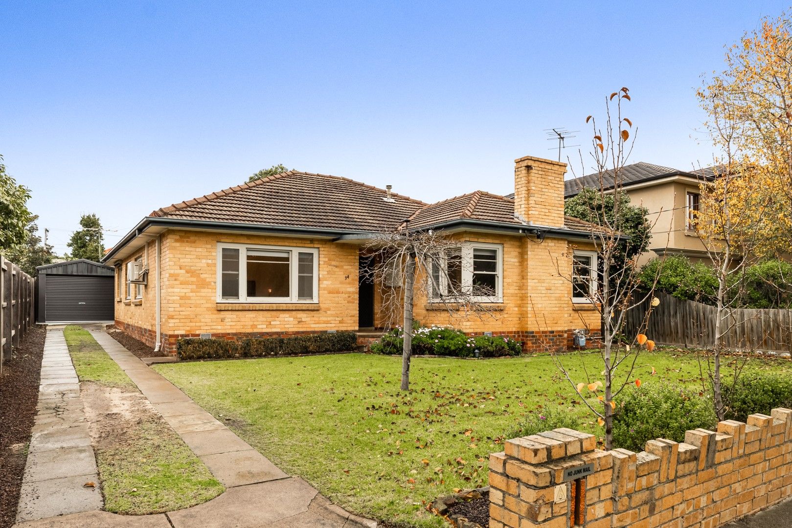 4 bedrooms House in 34 Pascoe Avenue BENTLEIGH VIC, 3204