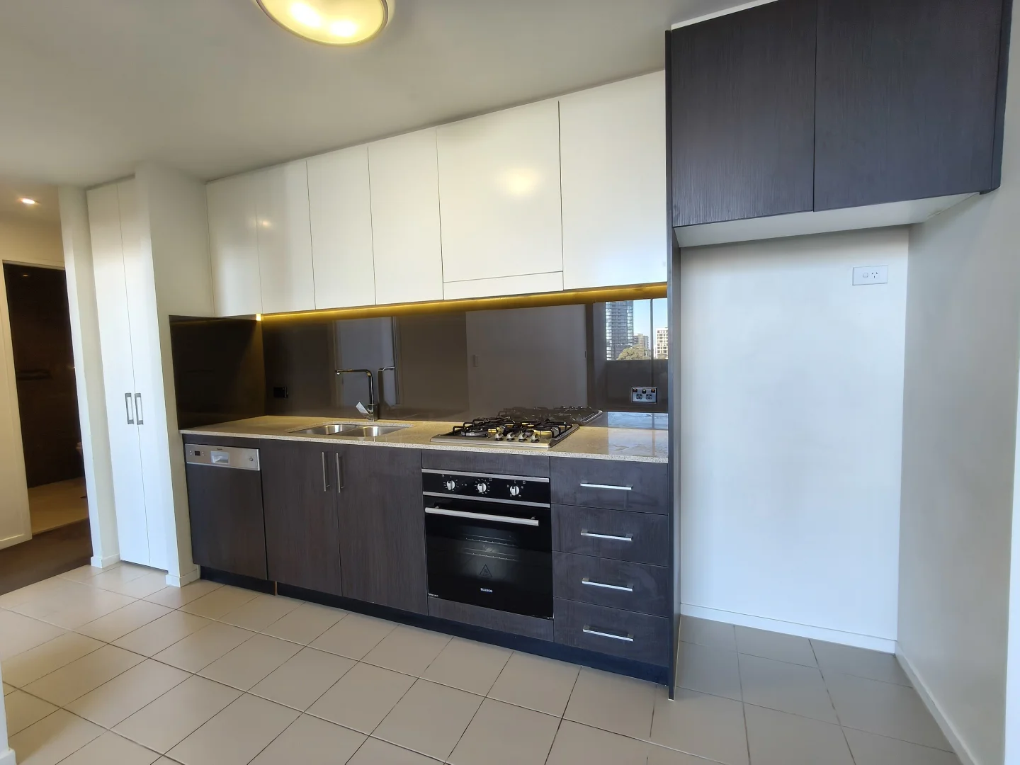 Additional image 3 of 806/5 O'Dea Avenue, Zetland NSW 2017