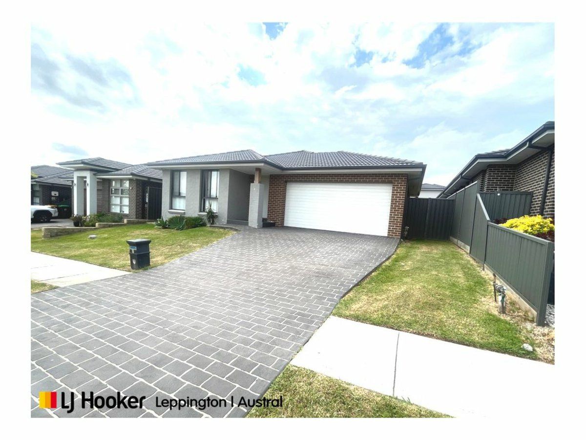 4 bedrooms House in 7 Sunstone Way LEPPINGTON NSW, 2179