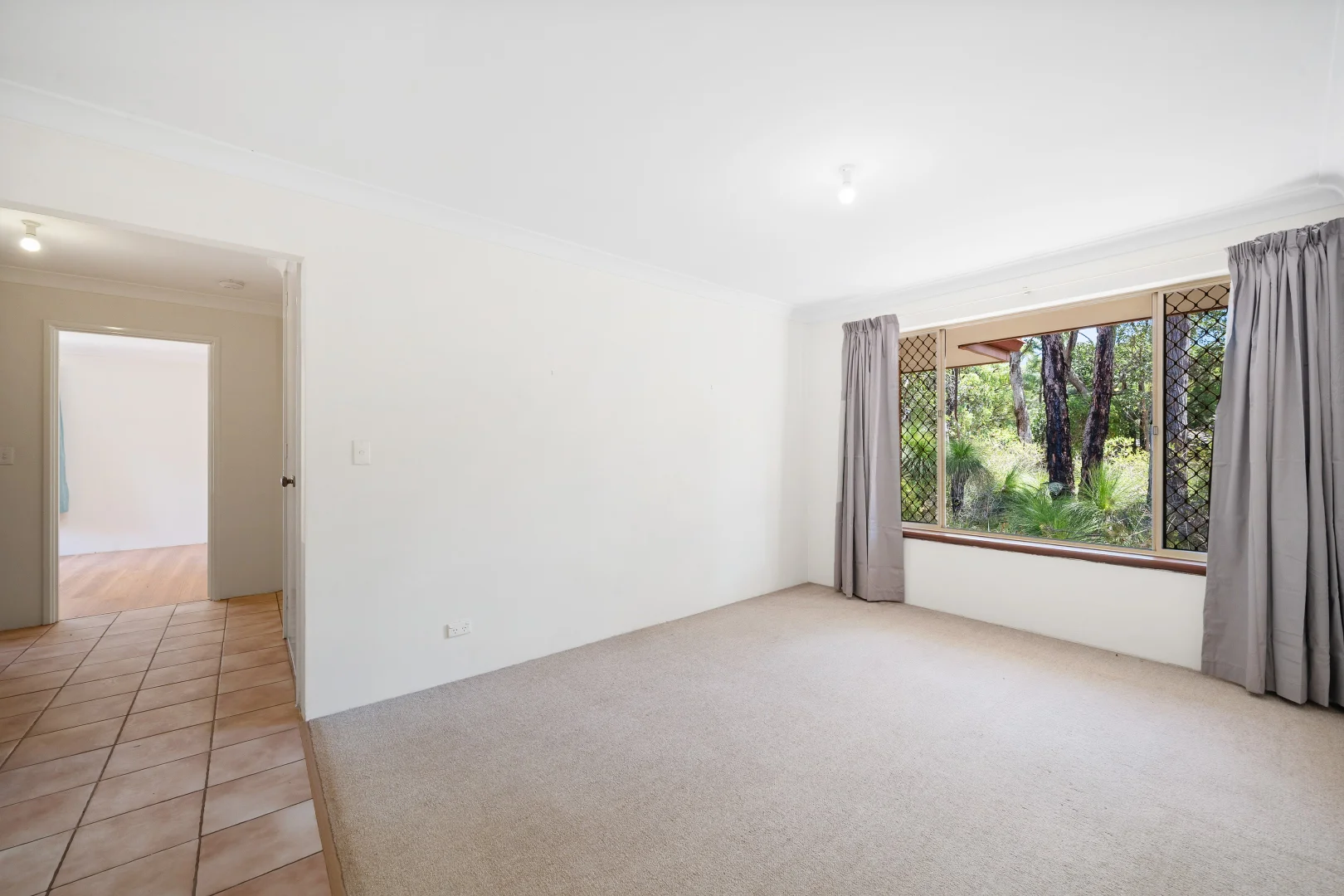 Additional image 14 of 8 Hall Road, Roleystone WA 6111