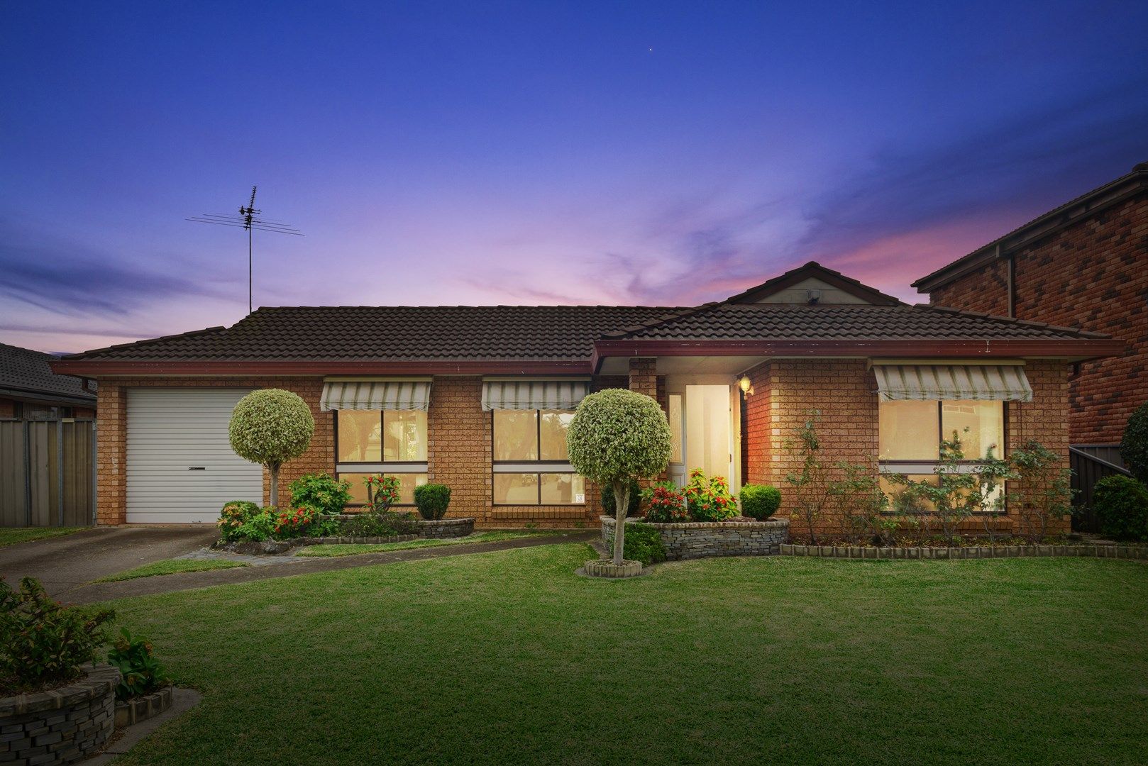 27 Ernest Avenue, Chipping Norton NSW 2170, Image 0