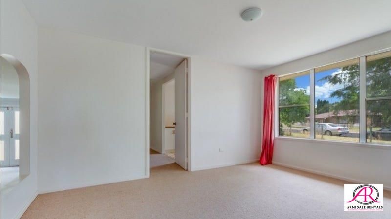 Room 4/1 McIntosh Crescent, Armidale NSW 2350, Image 1