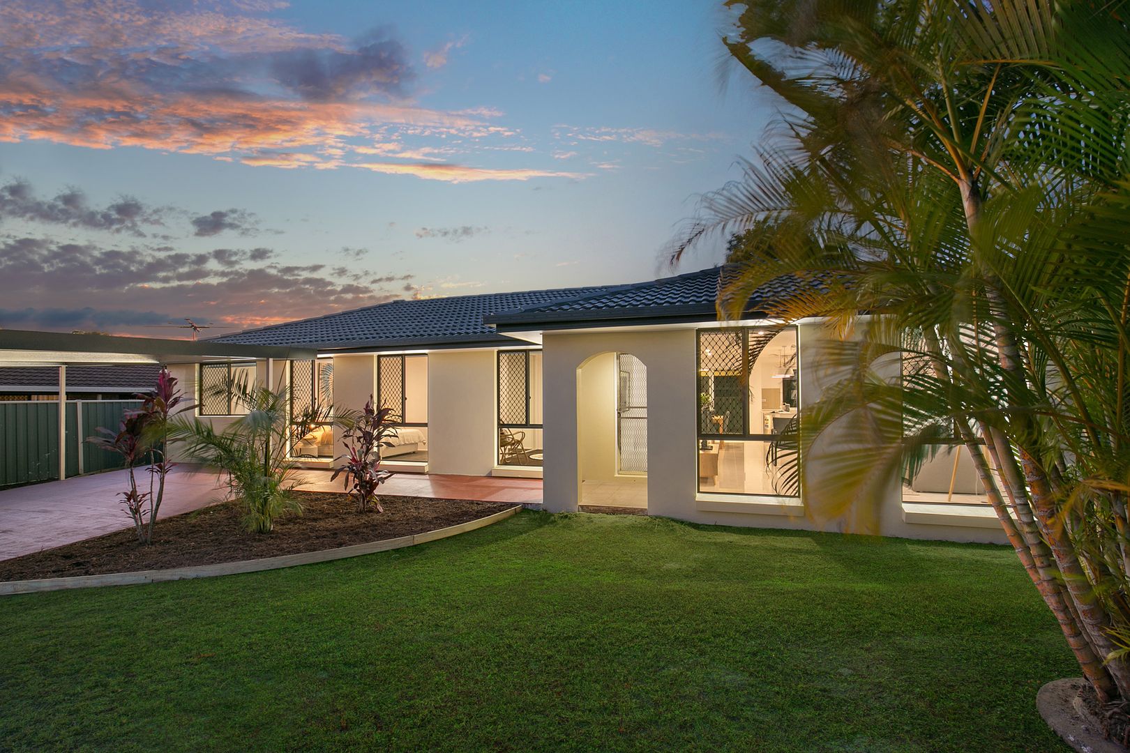 88 Springfield Crescent, Daisy Hill Property History & Address