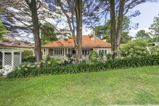 Picture of 2 Abbotsford Road, KATOOMBA NSW 2780