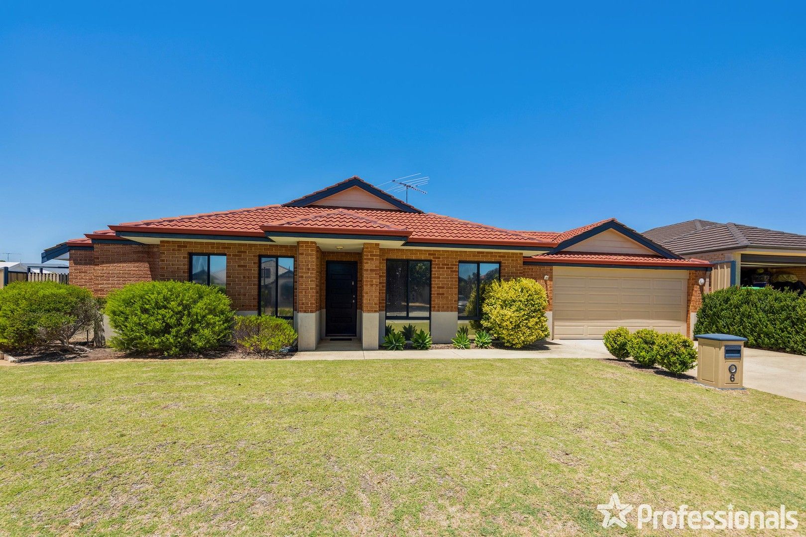6 Spring Hill, Tapping WA 6065, Image 0