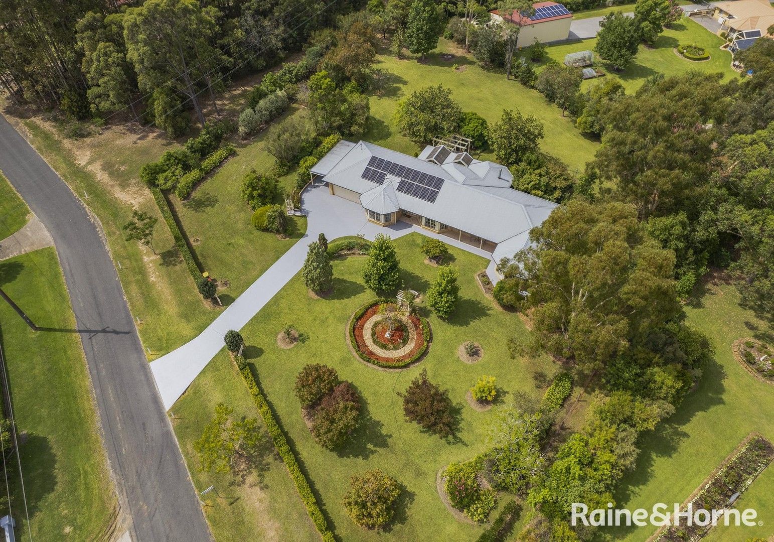 30 Tartarian Crescent, Bomaderry NSW 2541, Image 0