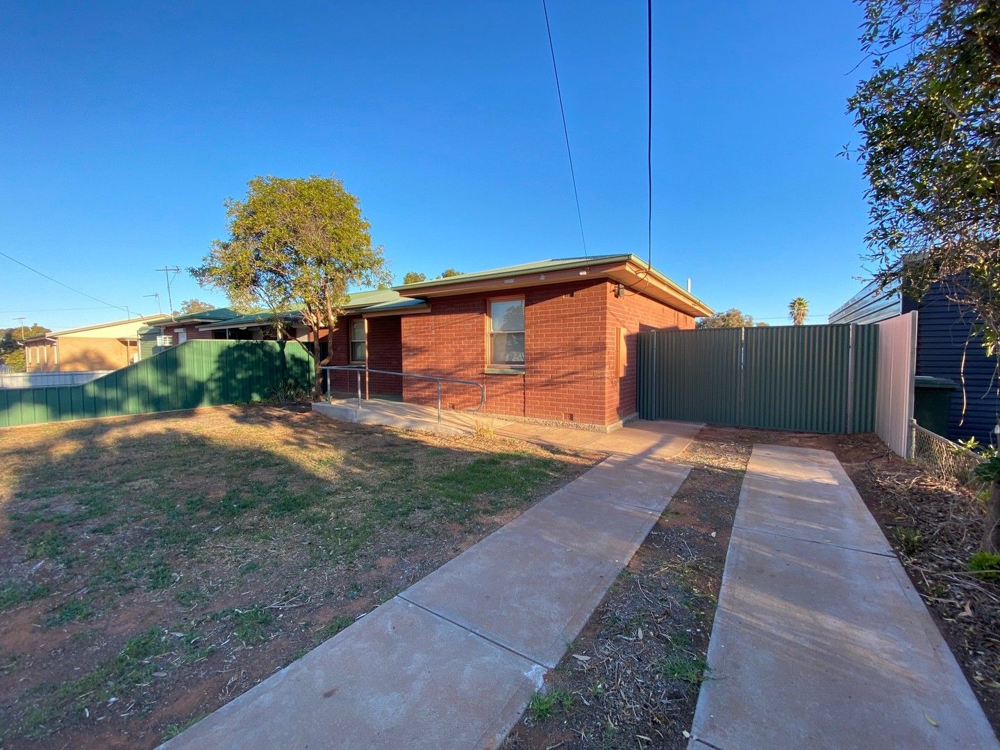 15 Bevan Crescent, Whyalla Stuart SA 5608 - House For Rent | Domain