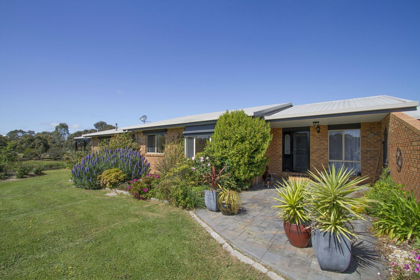 215 Mustons Lane, Heyfield VIC 3858, Image 1