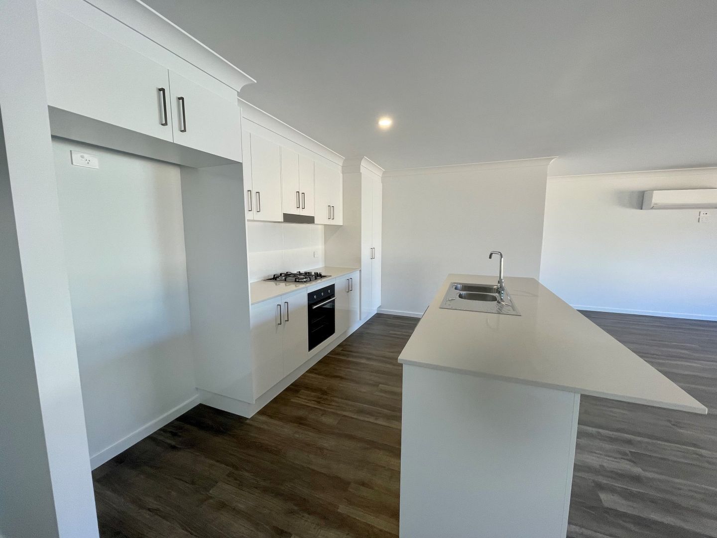 23 Evesham Circuit, North Tamworth NSW 2340 House For Rent Domain