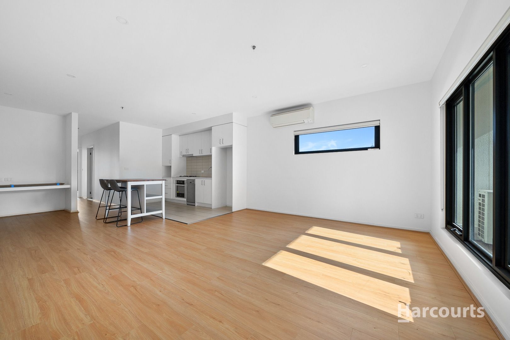 144/80 Cheltenham Road, Dandenong VIC 3175, Image 1