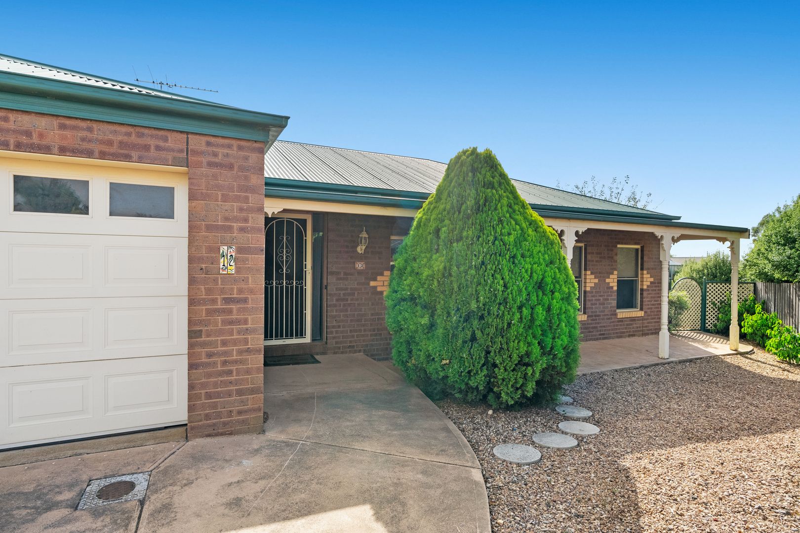 12 Stamford Close, Bacchus Marsh VIC 3340 Domain