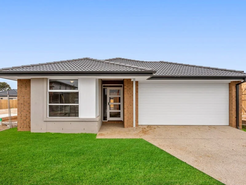 20 Vernal Circuit, Mount Duneed VIC 3217