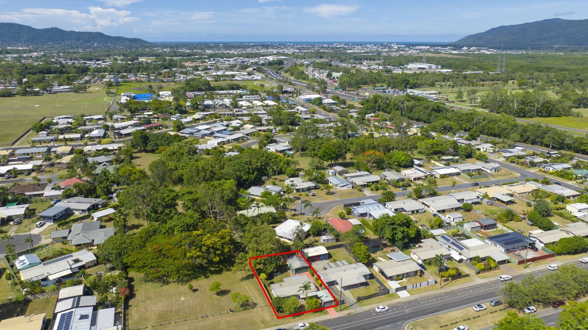 3 bedrooms House in 26 Anderson Road WOREE QLD, 4868