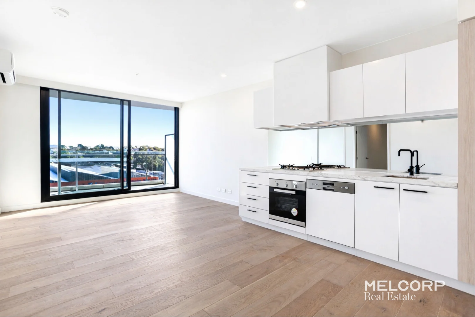 Additional image 2 of 2214/864 Blackburn Road, Clayton VIC 3168