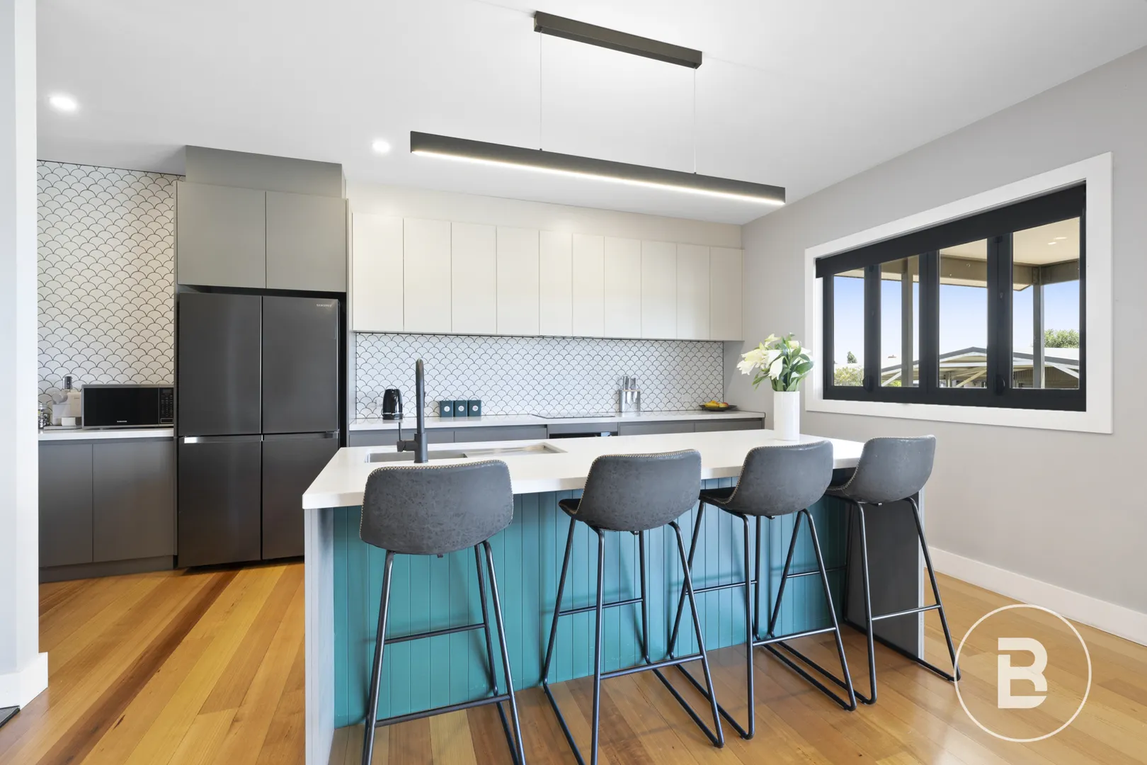 A PREMIUM COUNTRY HOME IN A TIGHTLY HELD LOCALE - More