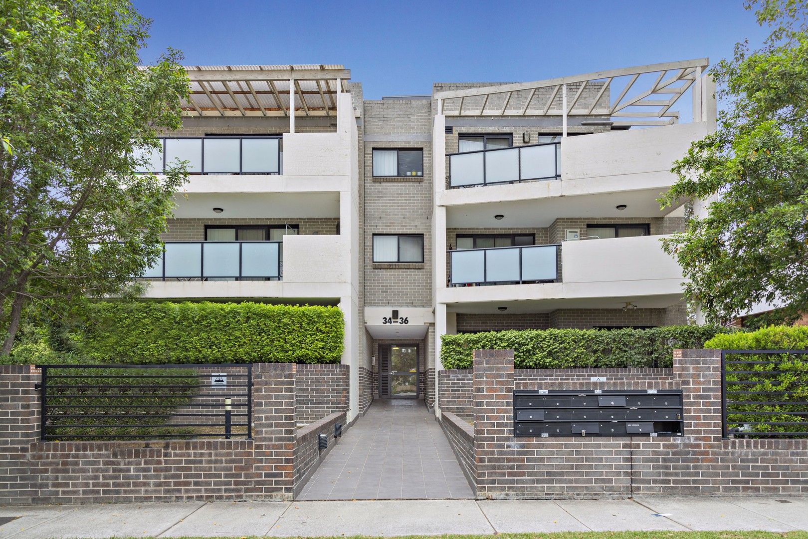2 bedrooms Apartment / Unit / Flat in 16/34-36 Courallie Ave HOMEBUSH WEST NSW, 2140