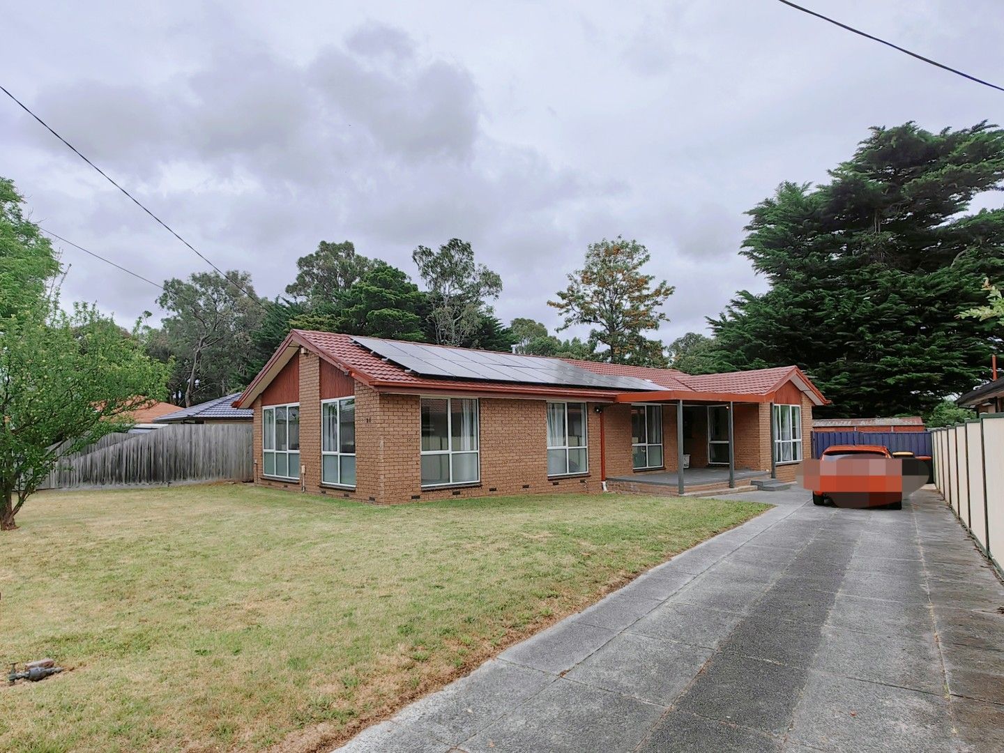 4 bedrooms House in 24 Glenmorgan Close CLAYTON SOUTH VIC, 3169