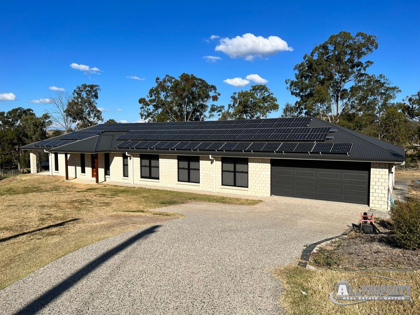 4 bedrooms House in 16 Forest Avenue GLENORE GROVE QLD, 4342