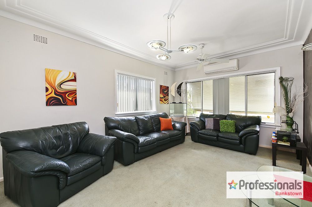 4 Fifth Avenue, Condell Park NSW 2200, Image 1