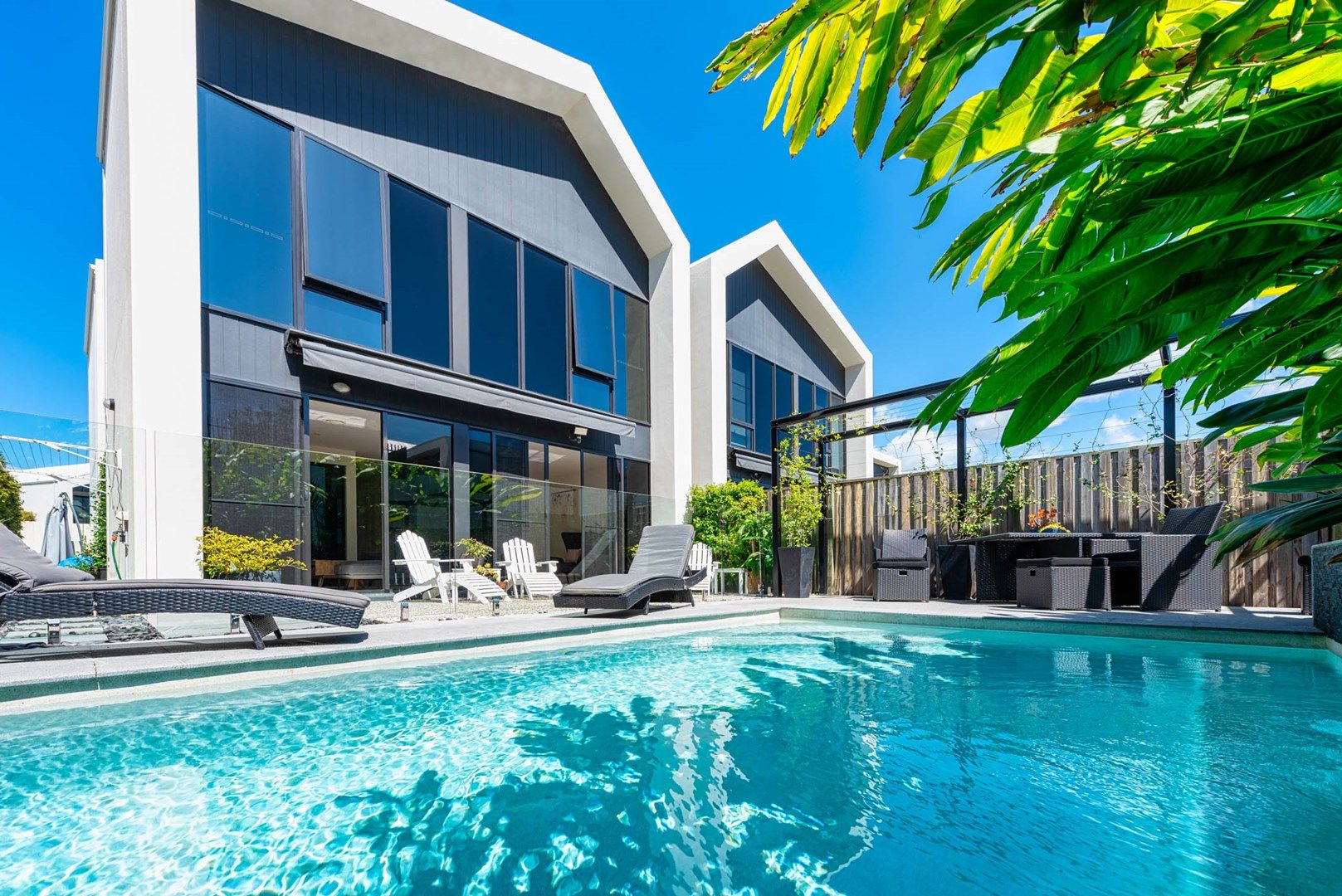 3 bedrooms Duplex in 1/55 Magnoli Circuit PALM BEACH QLD, 4221