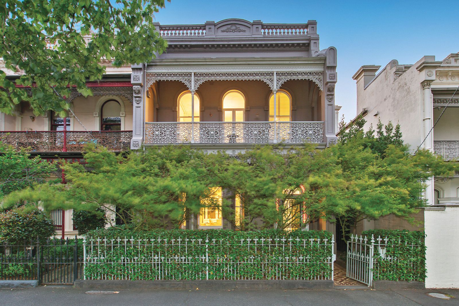 33 Canterbury Road, Middle Park VIC 3206, Image 0
