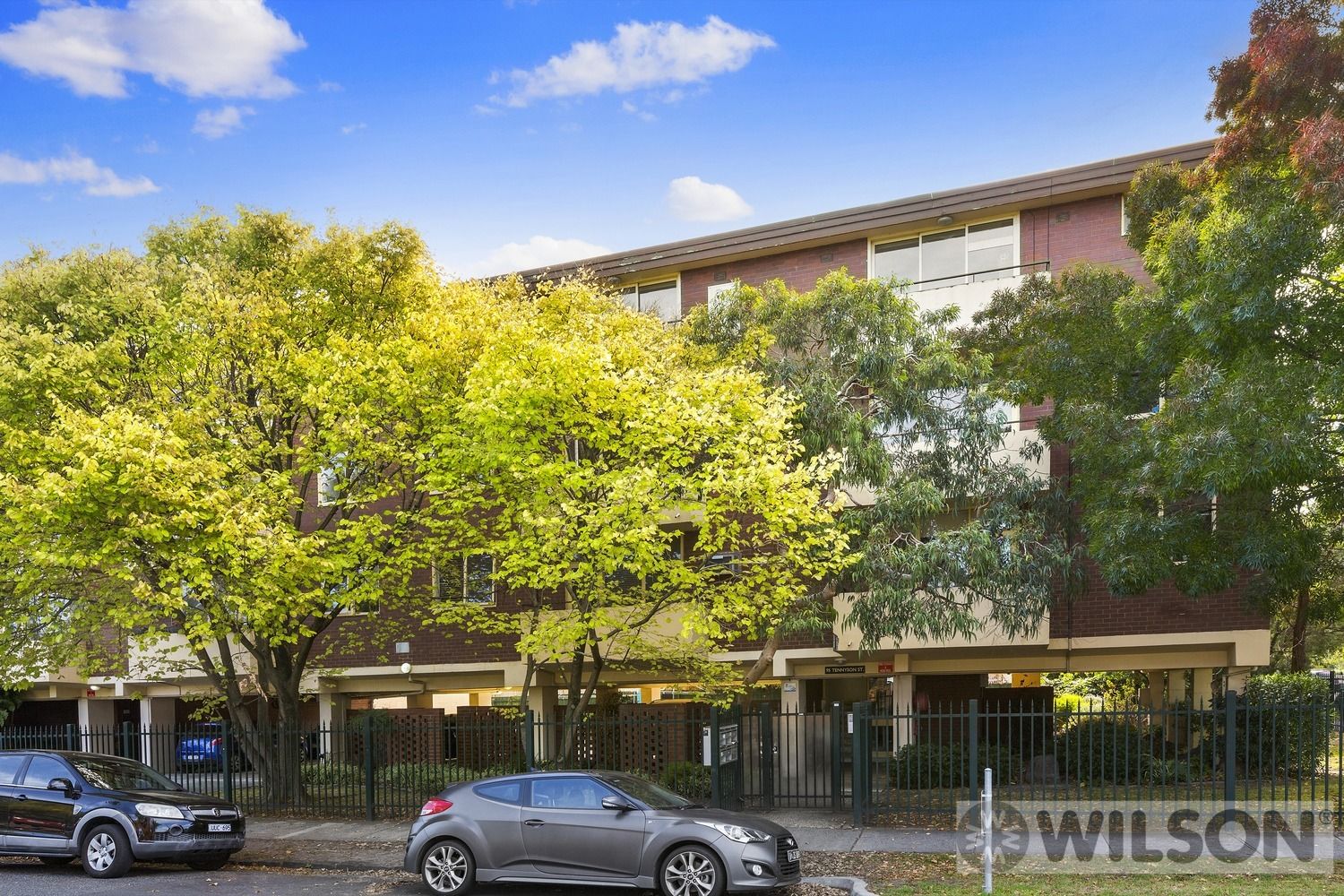 6/9597 Tennyson Street, Elwood Property History & Address Research