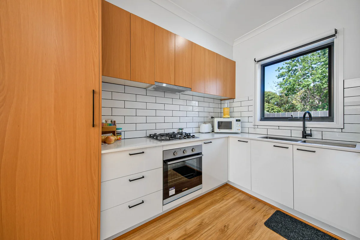 Additional image 2 of 2/37 Mansfield St, Berwick VIC 3806