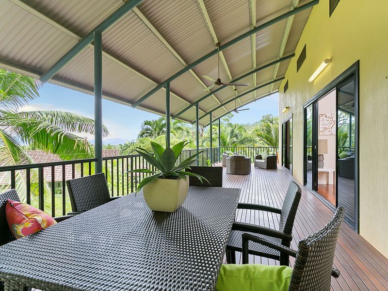 4 Grace Close, WHITFIELD QLD 4870, Image 0