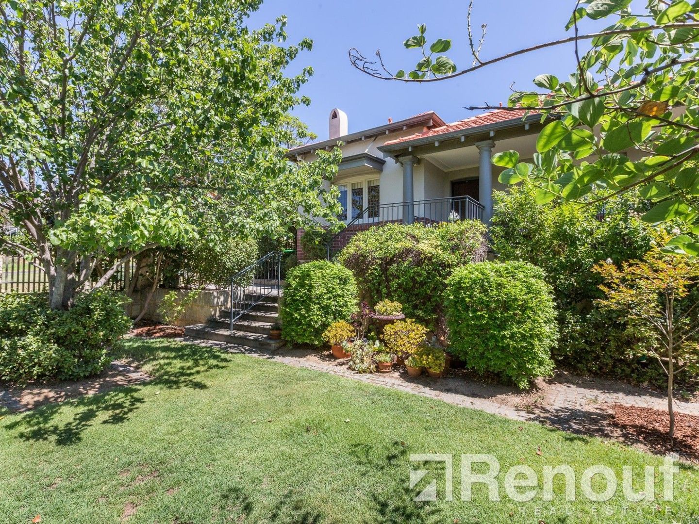 10 Wright Avenue, Swanbourne WA 6010, Image 0