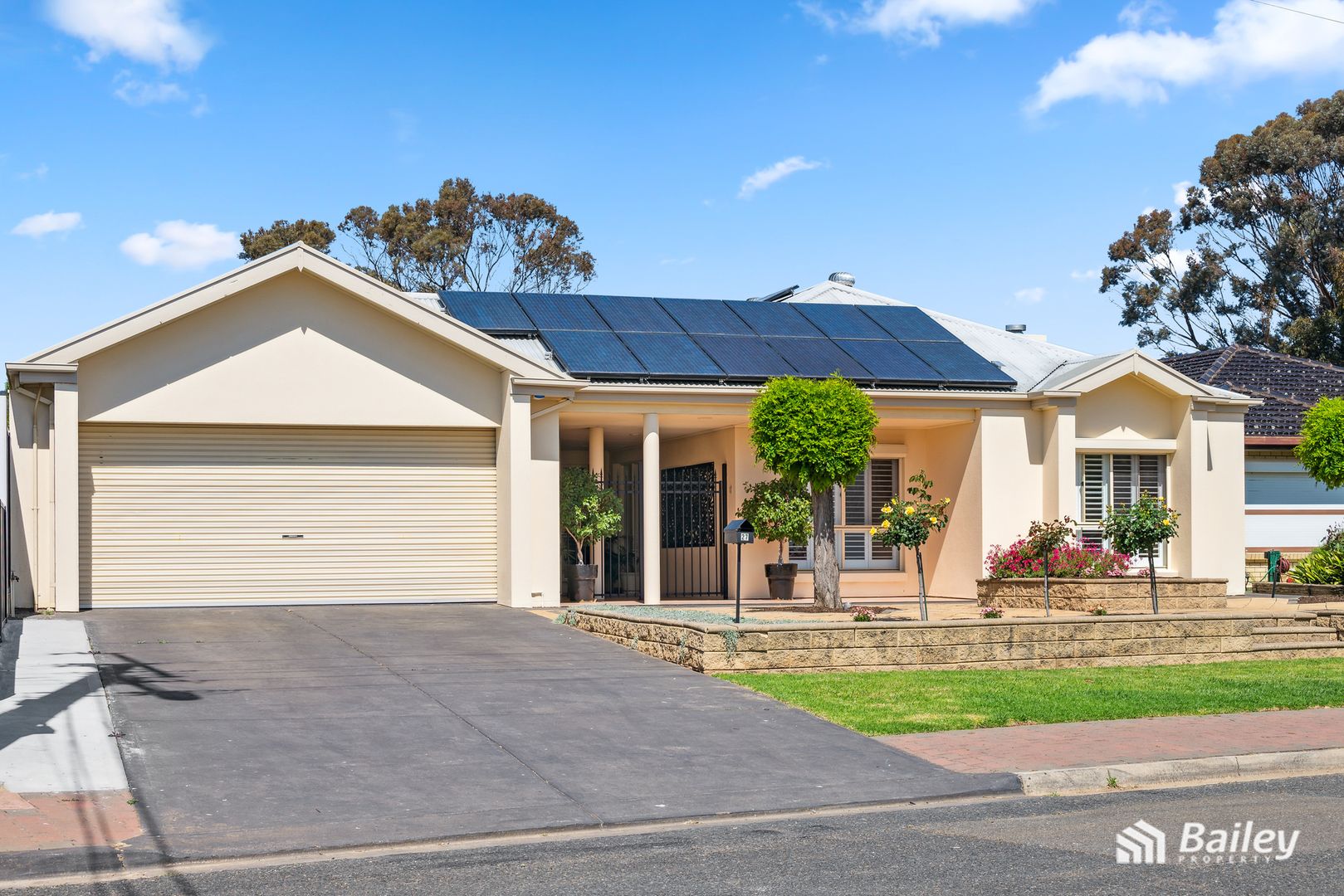 27 Lake View Crescent, Highbury SA 5089, Image 1