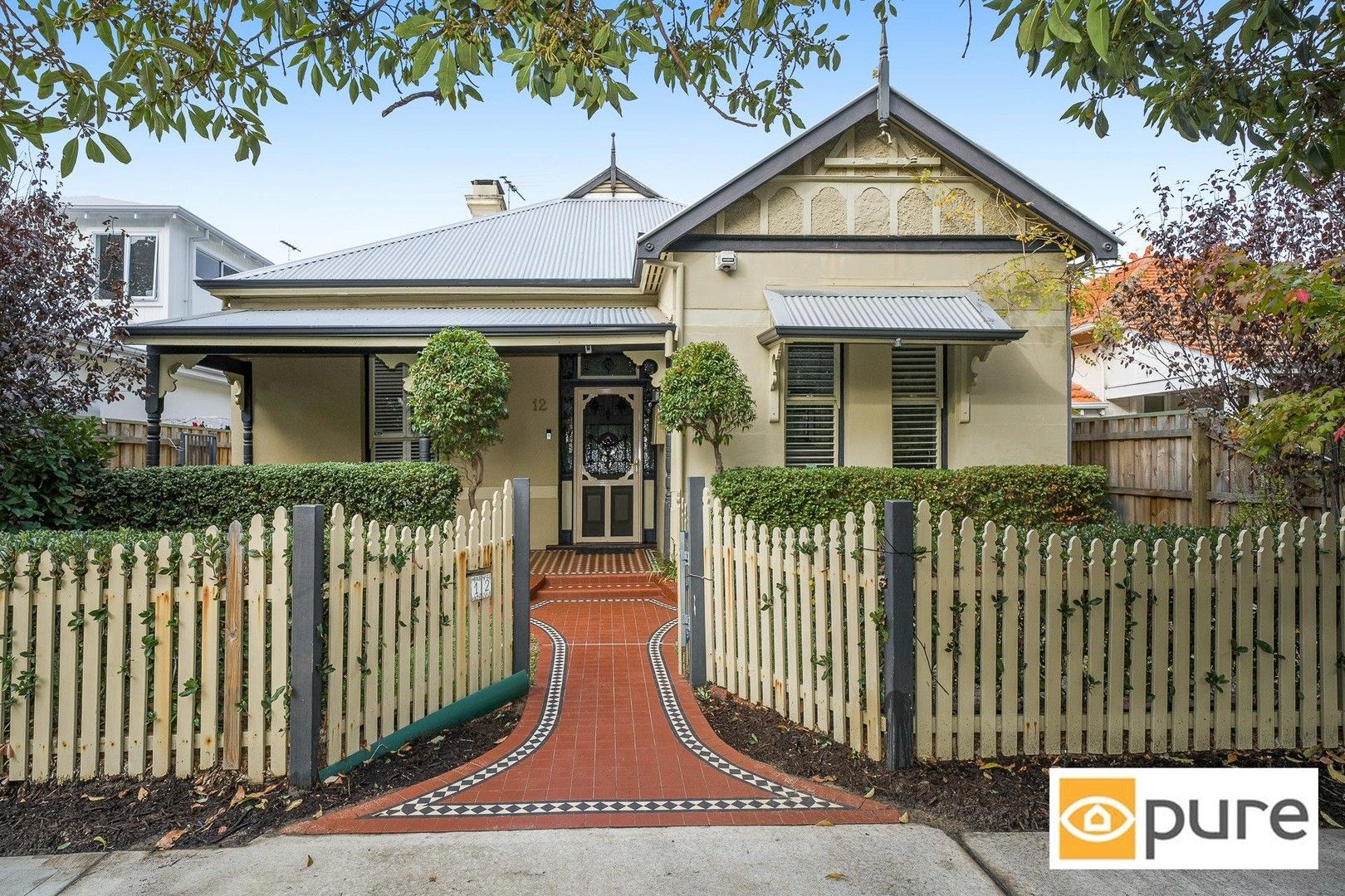 4 bedrooms House in 12 Stanmore Street SHENTON PARK WA, 6008