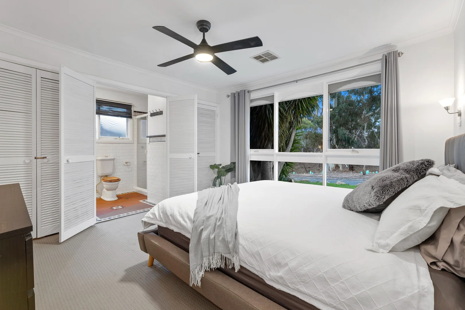 Additional image 15 of 2 Birkdale Cl, Fairview Park SA 5126