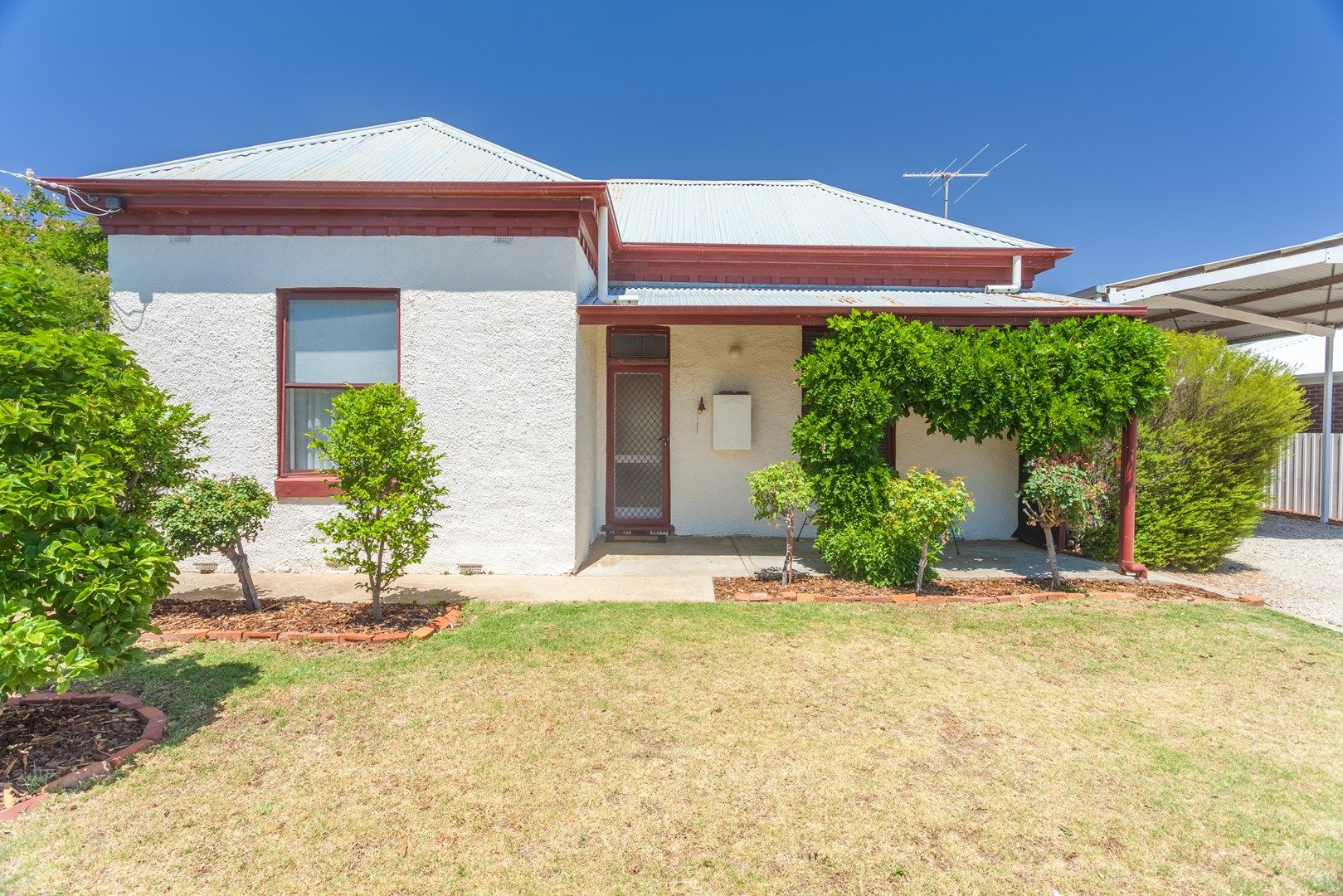 33 Douglas Street, Rutherglen VIC 3685, Image 0