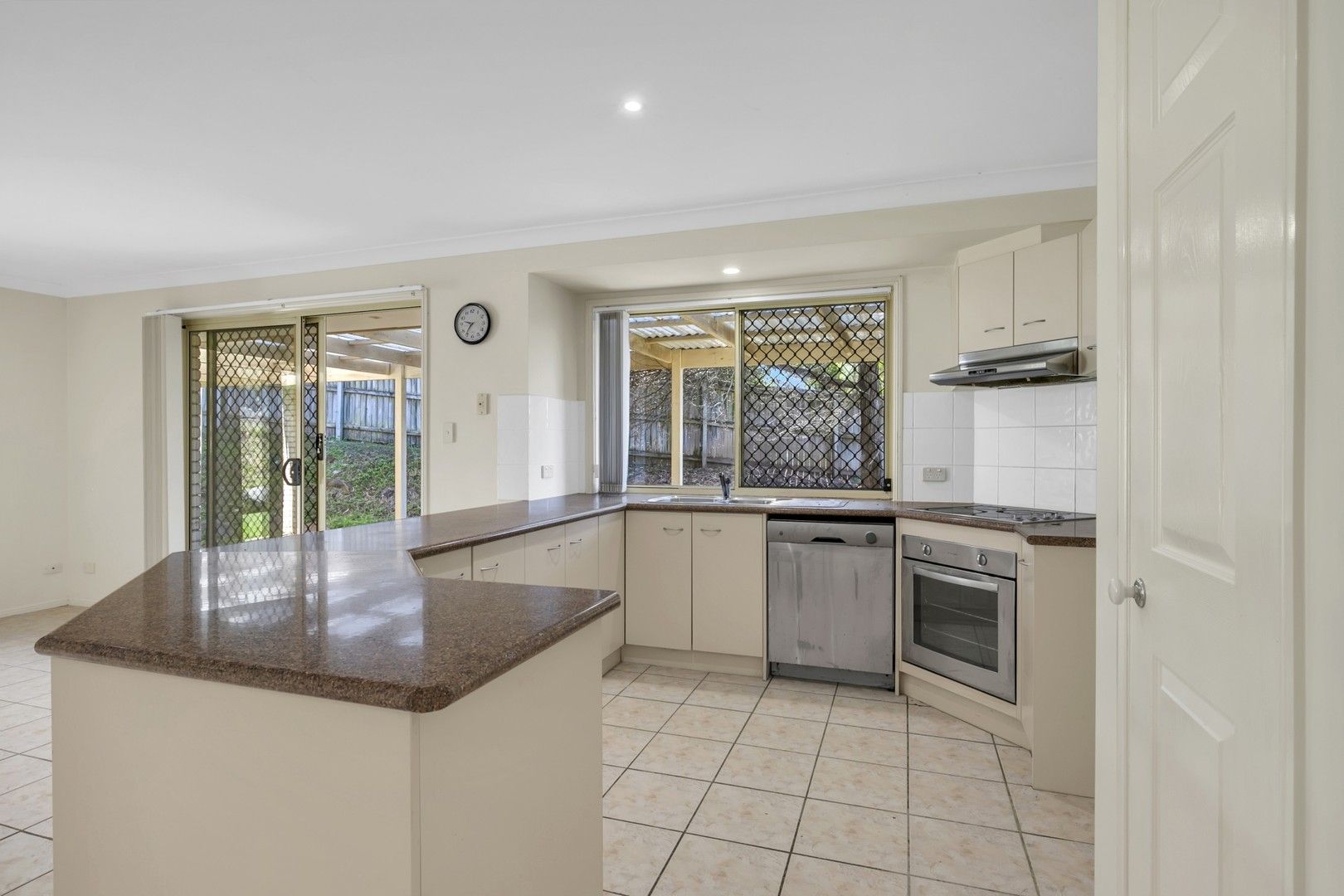 15 Sandlewood Close, Moggill QLD 4070, Image 2