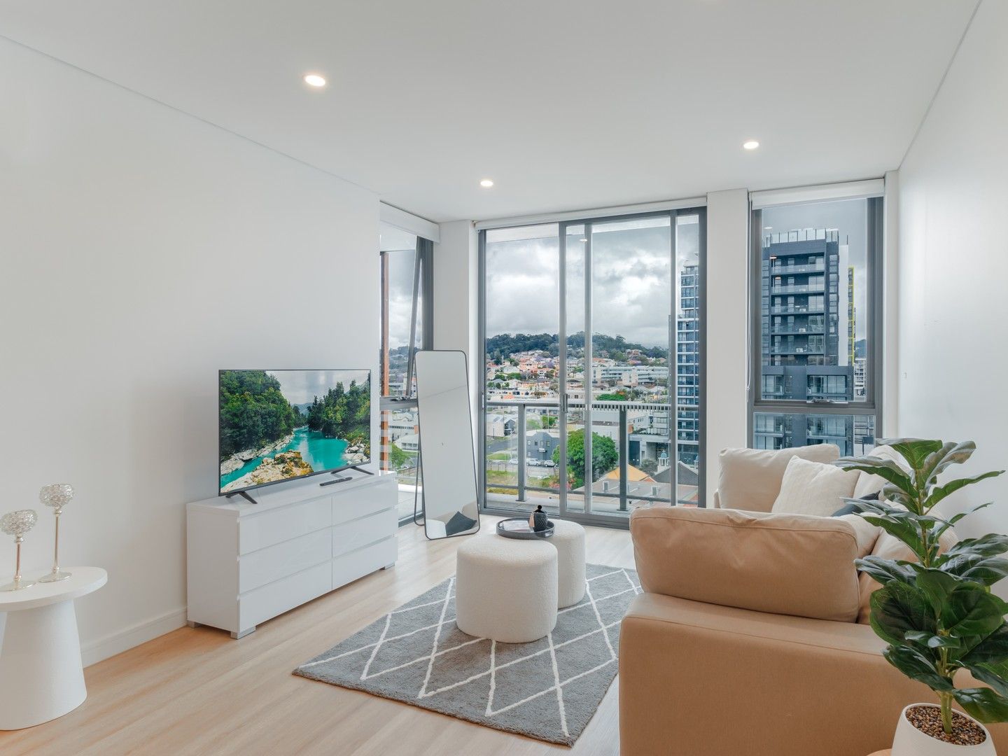 1 bedrooms Apartment / Unit / Flat in 903/35 Kenny Street WOLLONGONG NSW, 2500