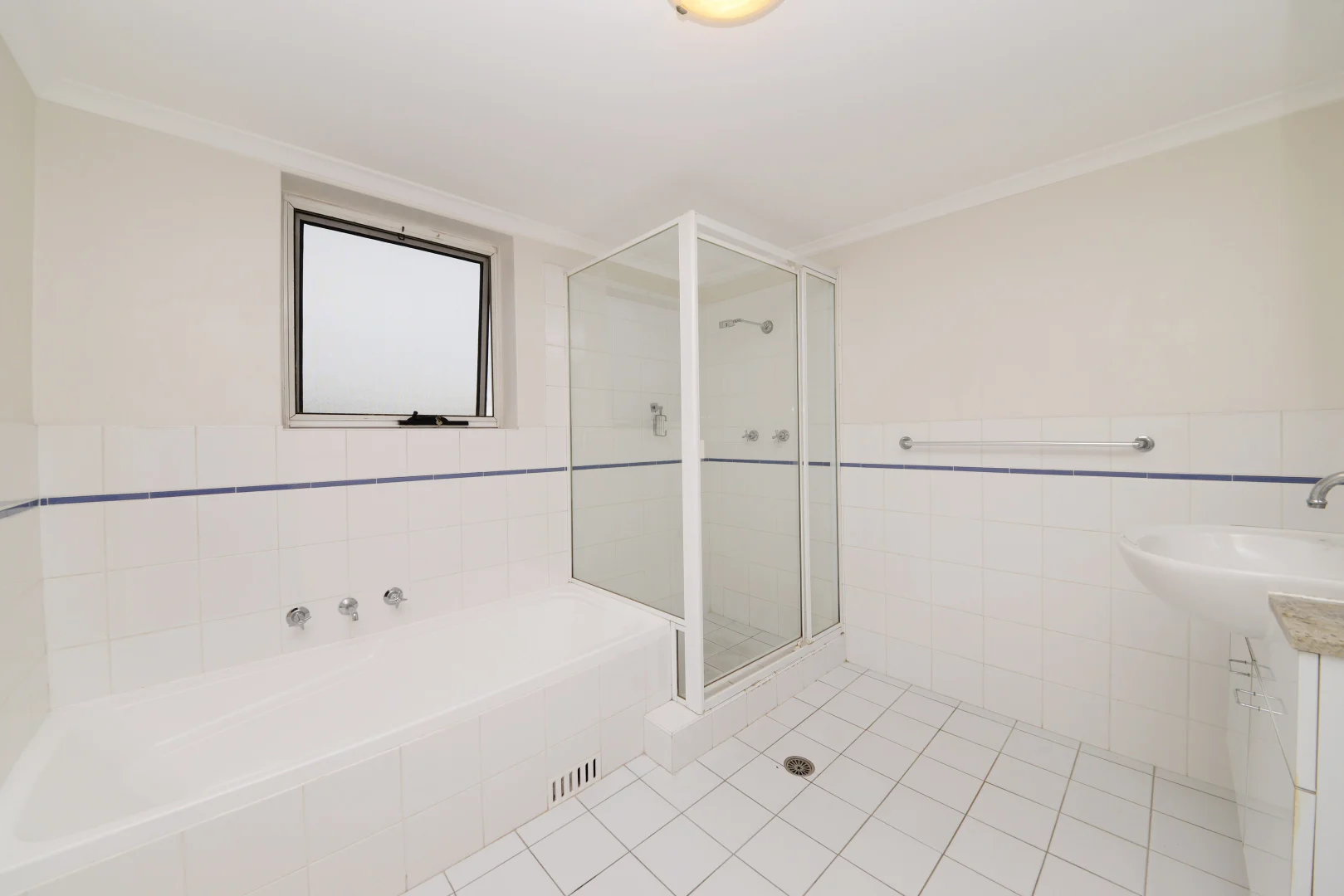 Additional image 5 of 604/1-7 Gloucester Place, Kensington NSW 2033
