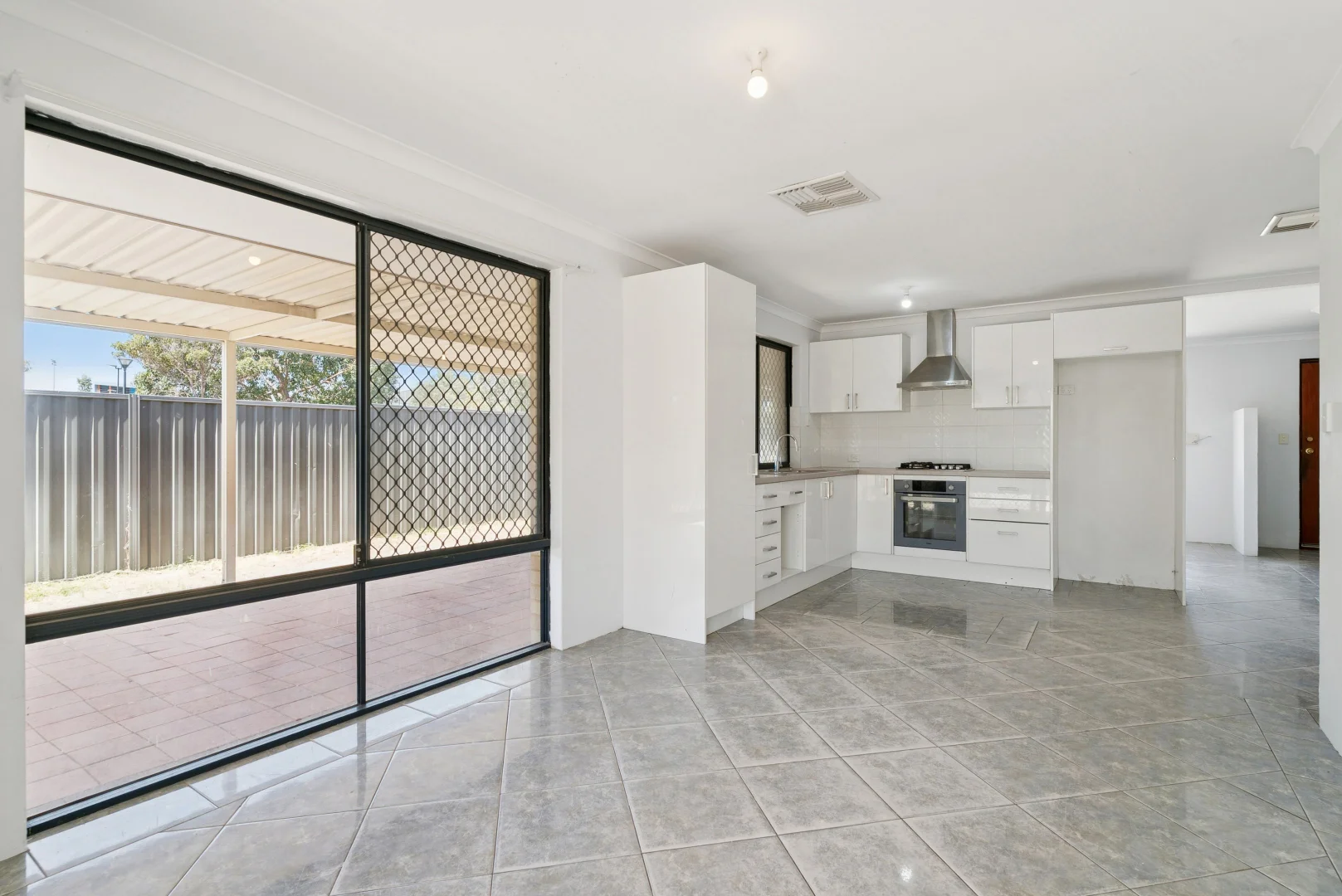 Additional image 13 of 39 Abrolhos Loop, Beckenham WA 6107