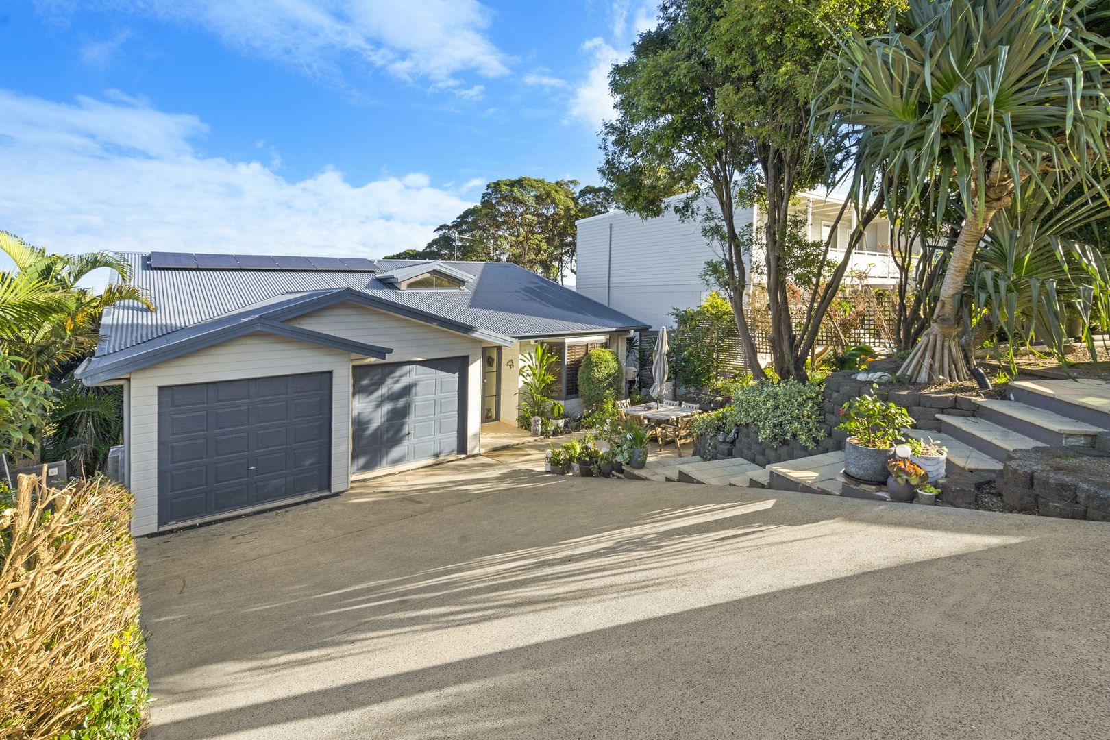 17 Ocean Street, South West Rocks Property History & Address Research