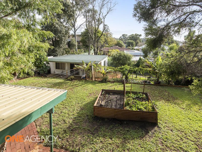 6 Fortview Road, Mount Claremont WA 6010, Image 2