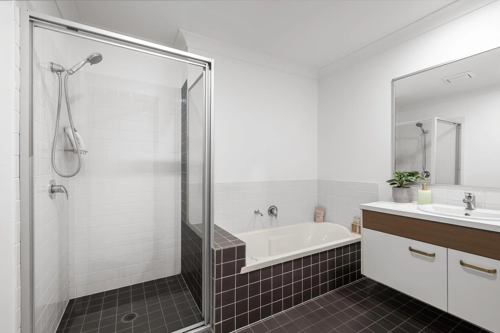 Additional image 12 of 47/2-10 Cascade Drive, Underwood QLD 4119