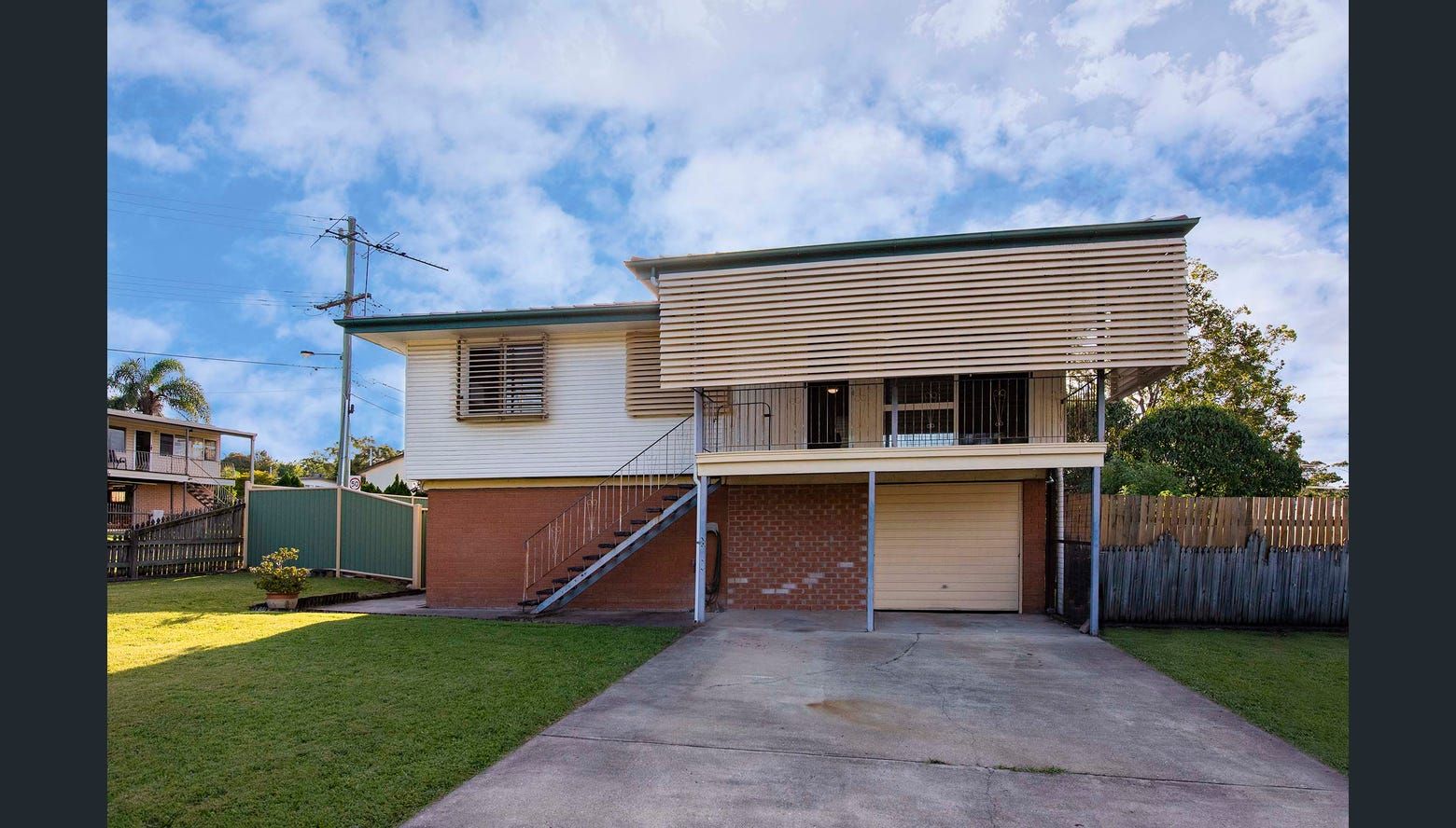 3 bedrooms House in 54 Nyanza Street WOODRIDGE QLD, 4114