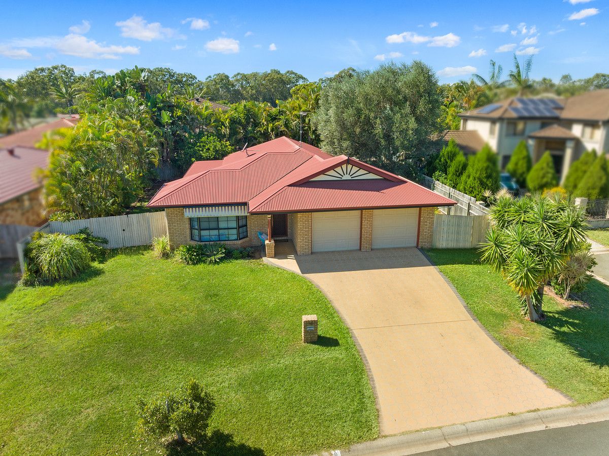 4 bedrooms House in 8 Veitch Close WELLINGTON POINT QLD, 4160