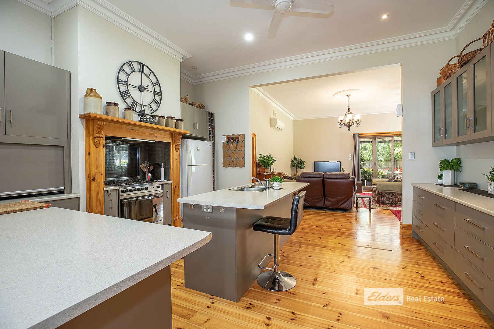 17 COOEE ROAD, Kybybolite SA 5262, Image 2