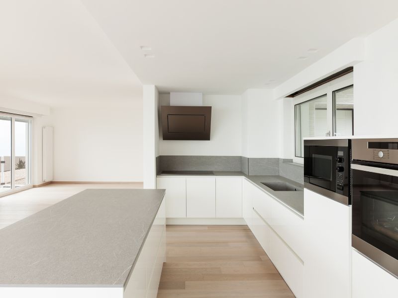 Main Beach QLD 4217 2 beds apartment for Sale, 749,000 2018185991