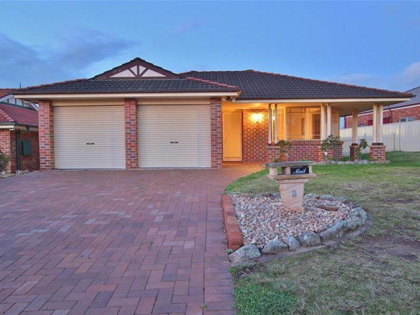 3 bedrooms House in 3 Yate Place NARELLAN VALE NSW, 2567