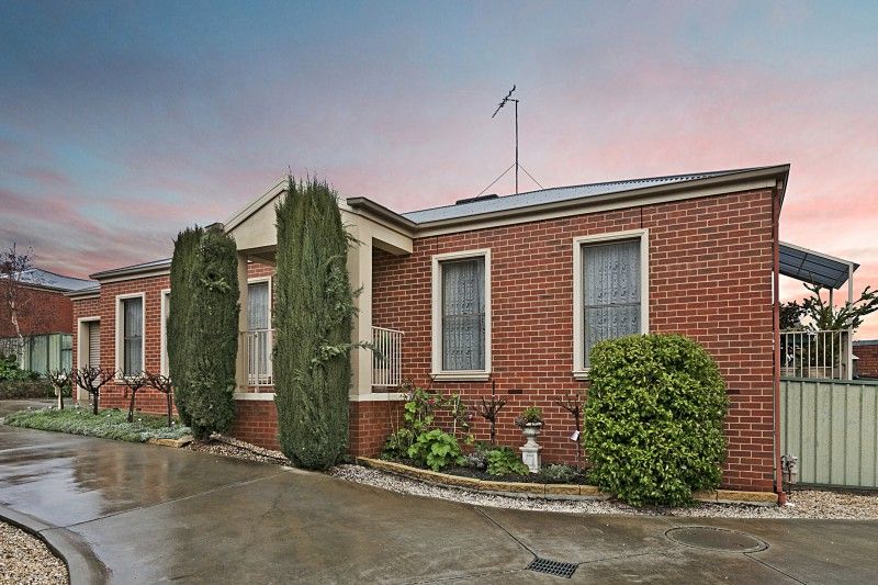 3 Bella Place, Strathdale VIC 3550, Image 1